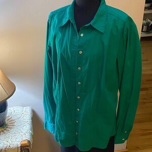 ☘️ Long Tall Sally Shamrock Green Button-Up Blouse